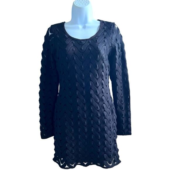 FREE PEOPLE Stretch Knit Long Sleeve Mini Dress Key Hole Back Size XS. - Picture 1 of 6